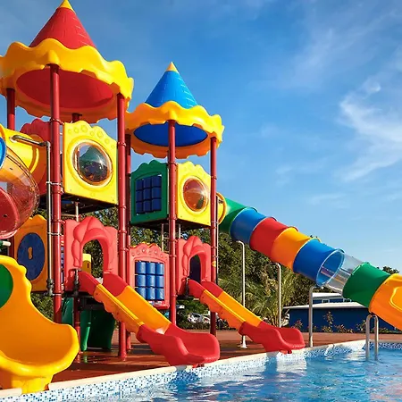 Awesome In Novigrad With Swimming Pool * Novigrad (Istria)